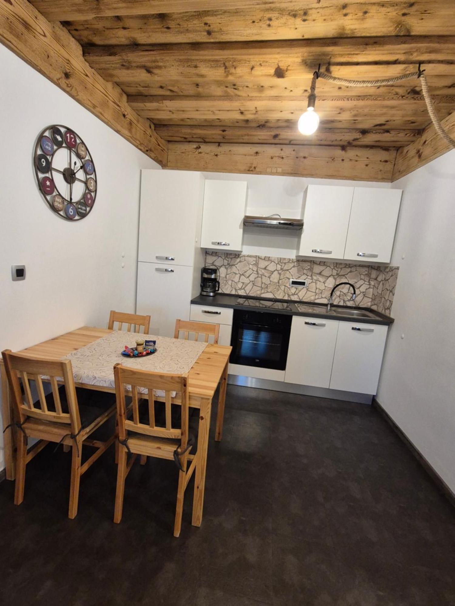 Apartmaji Pr'Pisk 보힌스카 벨라 외부 사진