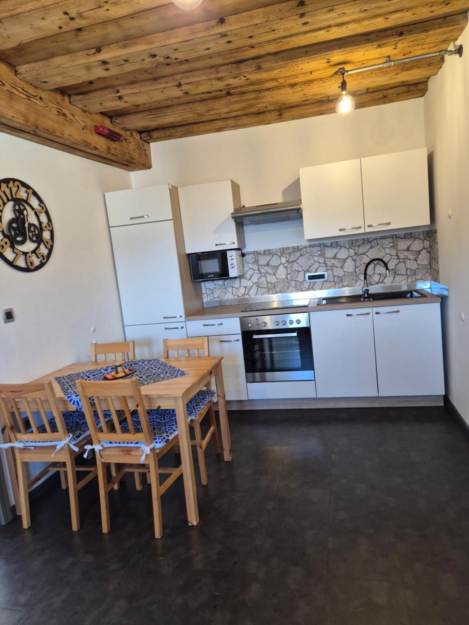 Apartmaji Pr'Pisk 보힌스카 벨라 외부 사진